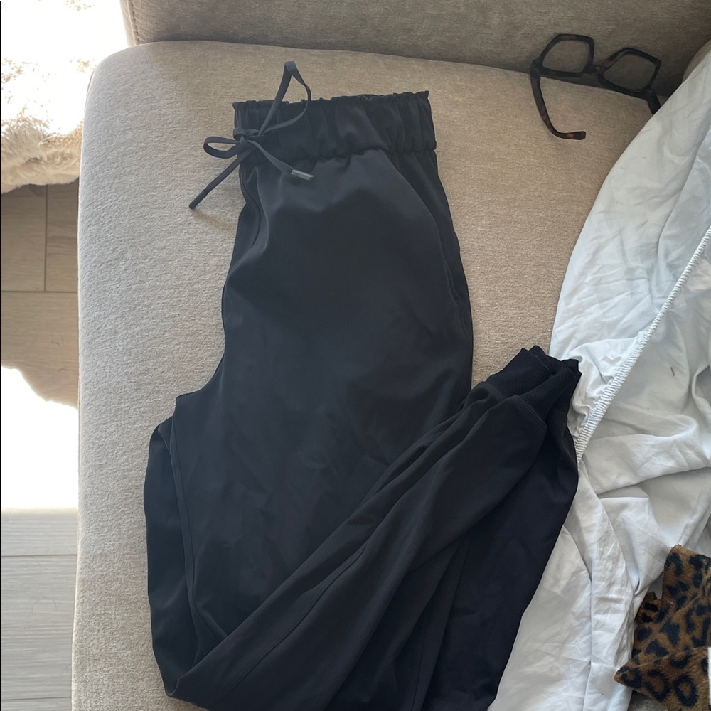 Lululemon joggers